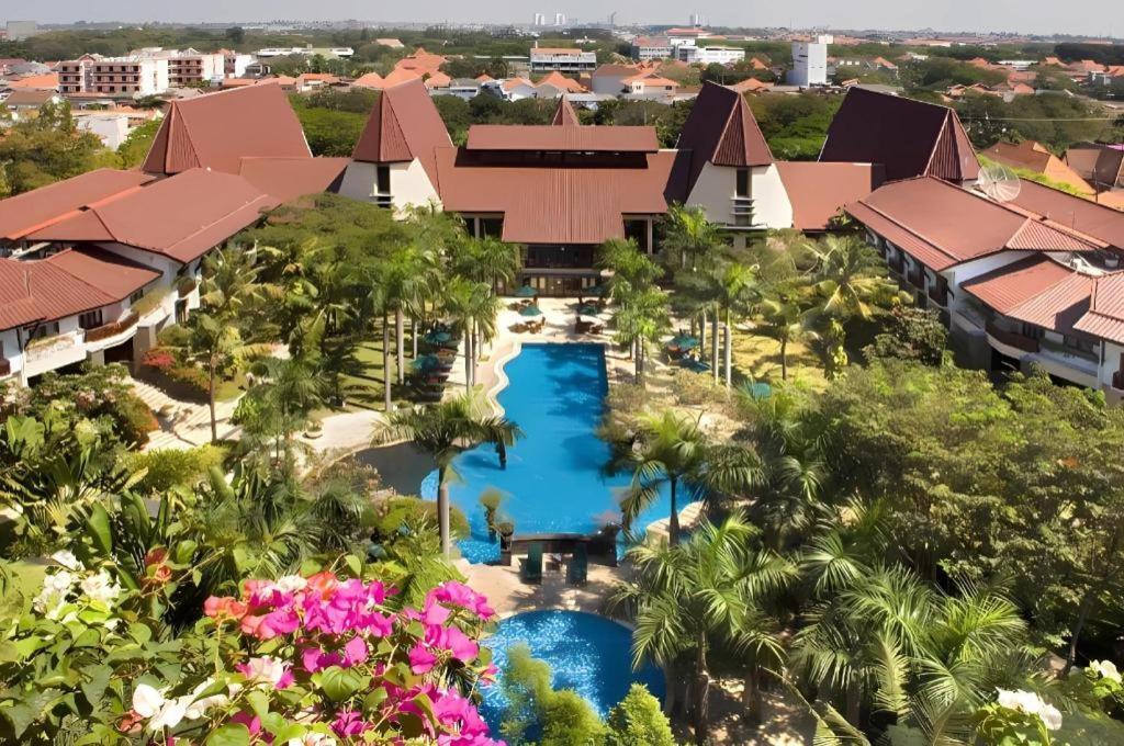 Grand Tropic Hotel Surabaya